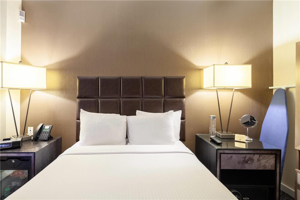 The Historic Blue Angel Lexington Ave, Ascend Collection 3* New York